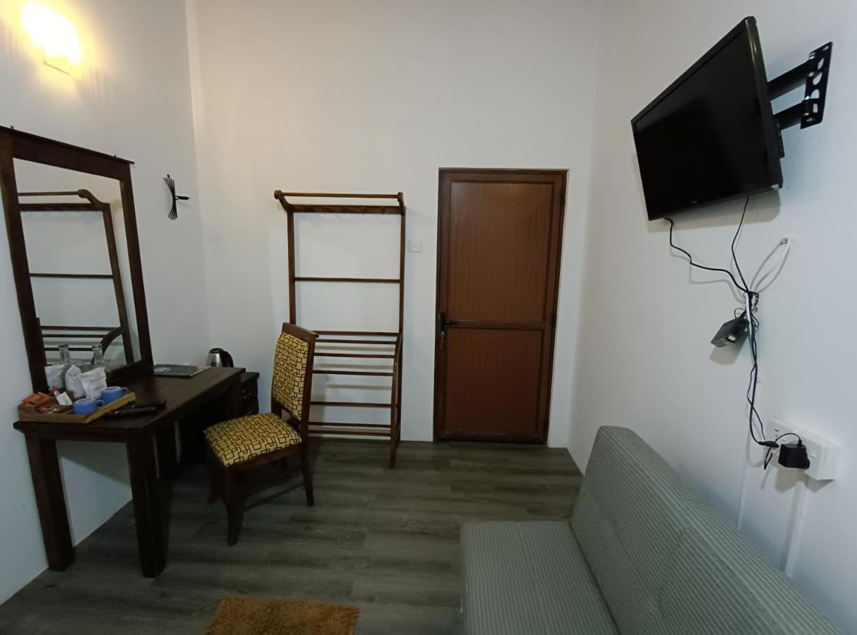 Sarah Holiday Resort Haldummulla Экстерьер фото